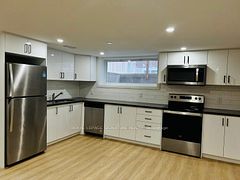 49 Edinburgh Road Bsmt, Kitchener, ON N2B 1M4