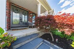 142 Bradley Avenue, Hamilton, ON L0R 1C0
