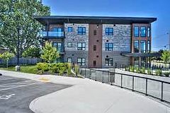 212 Lakeport Road 302, St. Catharines, ON L2N 4R5