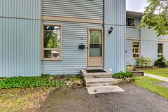 110 Monmore Road, London North, ON N6G 3B3