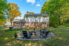 1 Maplecrest Court, Huntsville, ON P1H 1G2