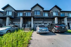 74 Nettle Crescent, Leitrim, ON K1T 0W9