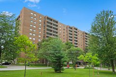 1100 Ambleside Drive 502, Woodroffe, ON K2B 8G6