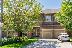 216 Badgeley Avenue, Kanata, ON K2T 0A4