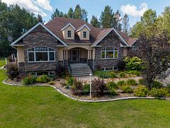 791 Hilldale Road, Thunder Bay, ON P7G 1Z9