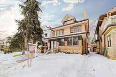 52 Proctor Boulevard Main, Hamilton, ON L8M 2M4