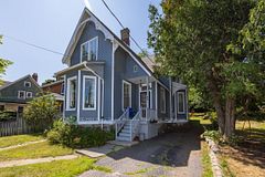 46 Church Street, Parry Sound, ON P2A 1Y5