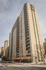 470 Laurier Avenue W 403, Ottawa Centre, ON K1R 7W9