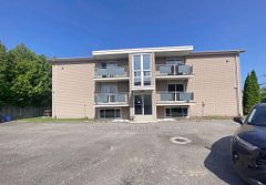 15 John Street 1, St. Catharines, ON L2N 4P2