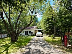 792 Muskoka Rd 3 N, Huntsville, ON P1H 1E1