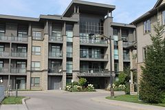 35 SOUTHSHORE Crescent 316, Hamilton, ON L8E 0J2