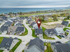 121 Beacon Drive, Blue Mountains, ON N0H 2P0