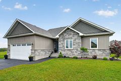 31 Hilda Street, South Stormont, ON K0C 1P0