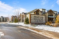10 Beausoleil Lane 104, Blue Mountains, ON L9Y 2X5