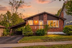 893 Cumberland Avenue, Peterborough, ON K9H 7B3
