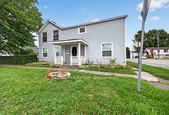 3976 Chippawa Parkway, Niagara Falls, ON L2G 6E3