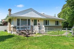 1908 Saunderson Drive, Elmvale Acres and Area, ON K1G 2C7