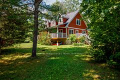 1003 Heron Lane, Gravenhurst, ON P0E 1G0