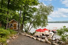1159 Maplehurst Drive, Lake of Bays, ON P1H 2J6