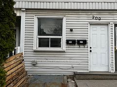 209 Stewart Street, Peterborough, ON K9J 3M6