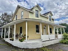 6A & 6B MOUNTAINVIEW Drive, Temagami, ON P0H 2H0