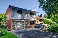 905 Garwood Avenue, Billings Bridge - Riverside Park and Area, ON K1V 6X2