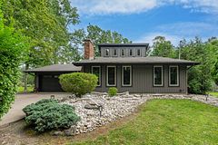 4905 Mapleview Crescent, Port Colborne, ON L0S 1R0