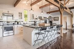 1127 Sunny Lake Road, Gravenhurst, ON P1P 0G3
