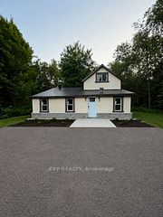 137 Old North Road S, Huntsville, ON P1H 2J4