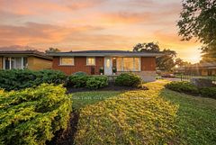 2 Frontenac Avenue, Brantford, ON N3R 3B6