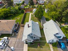 319 Lillian Street, Thunder Bay, ON P7A 1J1