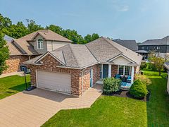 131 Deborah Drive, Strathroy-Caradoc, ON N7G 4E2