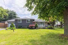 2 Kimberdale Court, St. Catharines, ON L2N 5W5