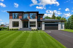 15 Briggs Avenue, Country Place - Pineglen - Crestview and Area, ON K2E 6W5