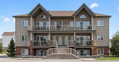 763 Cedar Creek Drive C, Blossom Park - Airport and Area, ON K1T 0B3