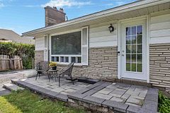 24 Largo Crescent S, Meadowlands - Crestview and Area, ON K2G 3C7