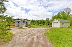 1549 Zion Line, Whitewater Region, ON K0J 1C0