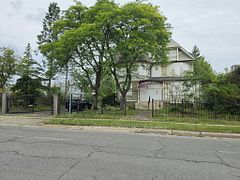 24 Burgar Street, Welland, ON L3B 2S7