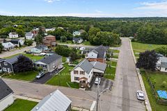 80 Bank Street S, Renfrew, ON K7V 2E6