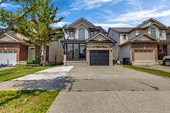 58 Dahlia Street, Kitchener, ON N2E 4B1