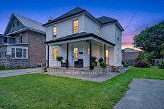 57 Smiths Falls Avenue, Smiths Falls, ON K7A 3B2