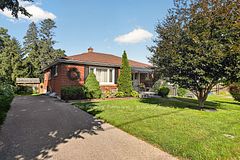 14 East Park Drive, Woodstock, ON N4S 3M8