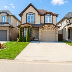 6039 Ernest Crescent, Niagara Falls, ON L2H 0H9