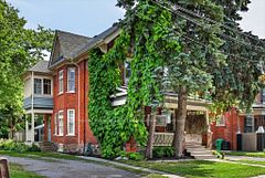 121 Romaine Street, Peterborough, ON K9J 2C1