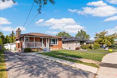 161 Hoover Crescent Lower, Hamilton, ON L9A 3H2