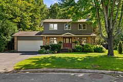 240 Hoylake Crescent, Orleans - Cumberland and Area, ON K1E 2M8