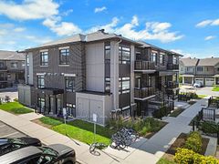 310 Tulum Crescent J, Kanata, ON K2S 2Y4