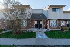 100 Brownleigh Avenue 176, Welland, ON L3B 5V8