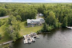 256 Peninsula Road, Havelock-Belmont-Methuen, ON K0L 1Z0