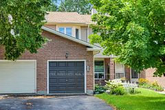 244 Huntersfield Drive, Hunt Club - South Keys and Area, ON K1T 3M5